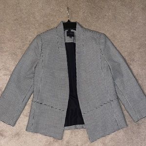 The Limited houndstooth open blazer with pockets